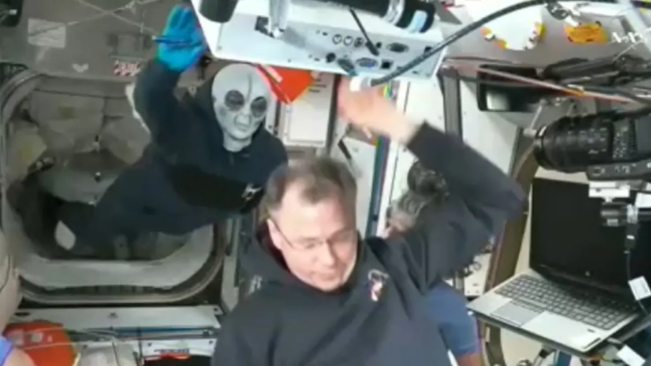 ‘Alien’ greets SpaceX crew as Nasa stranded astronauts Sunita Williams, Butch Wilmore await return to Earth