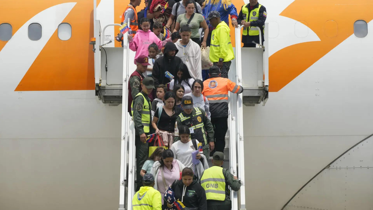 US to end legal status for 532,000 immigrants from Cuba, Haiti, Nicaragua and Venezuela