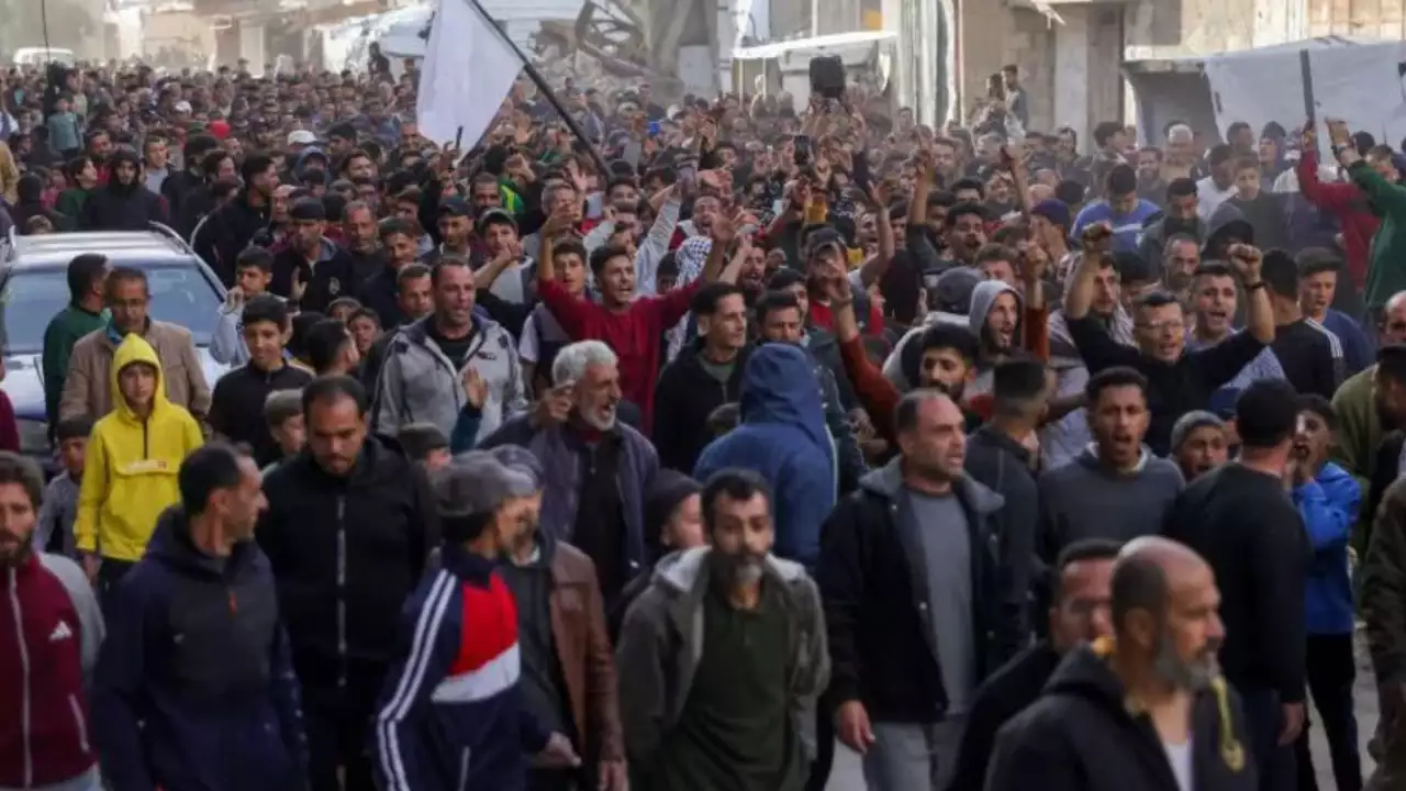 ‘Hamas Out’: Anger spills onto Gaza streets as war drags on