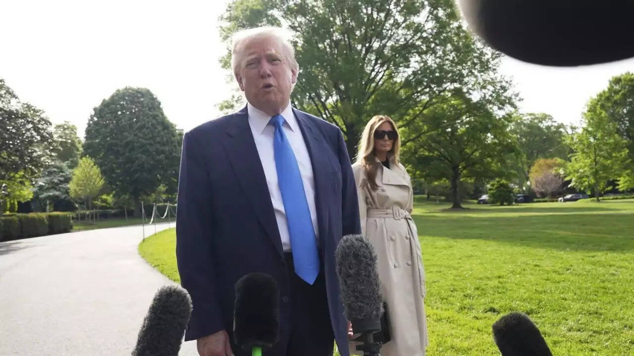 Trump and Melania to get ‘humiliating’ third-row seats at Pope’s funeral as Royal members are priority